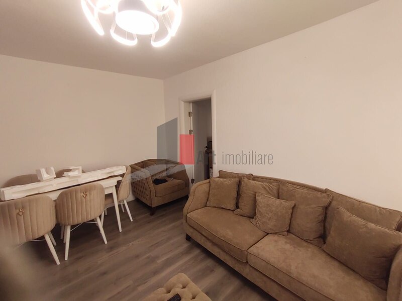 Brancoveanu, vanzare apartament 3 camere.